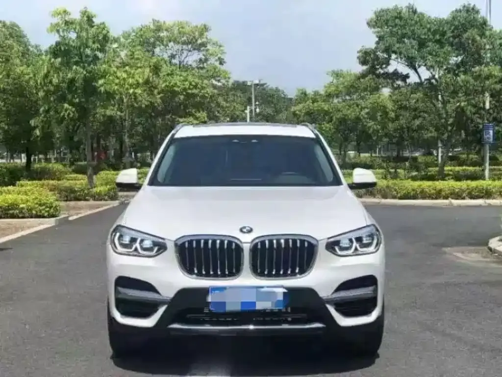 BMW X3 — фото 9