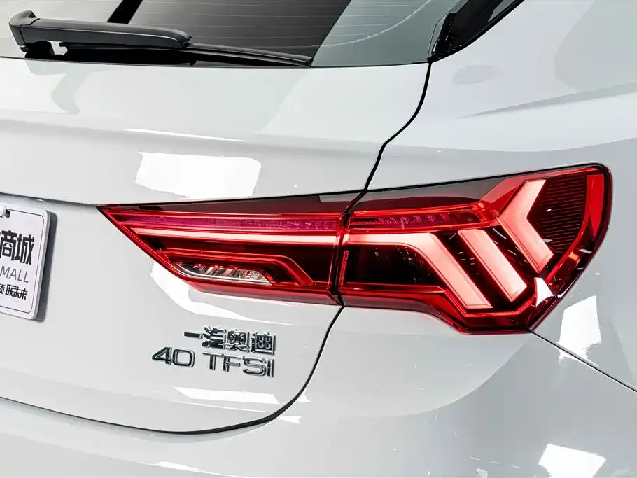 Audi Q3 Sportback — фото 8