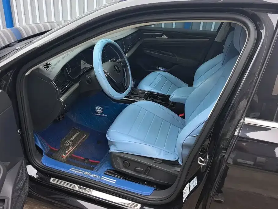 Volkswagen Passat — фото 6