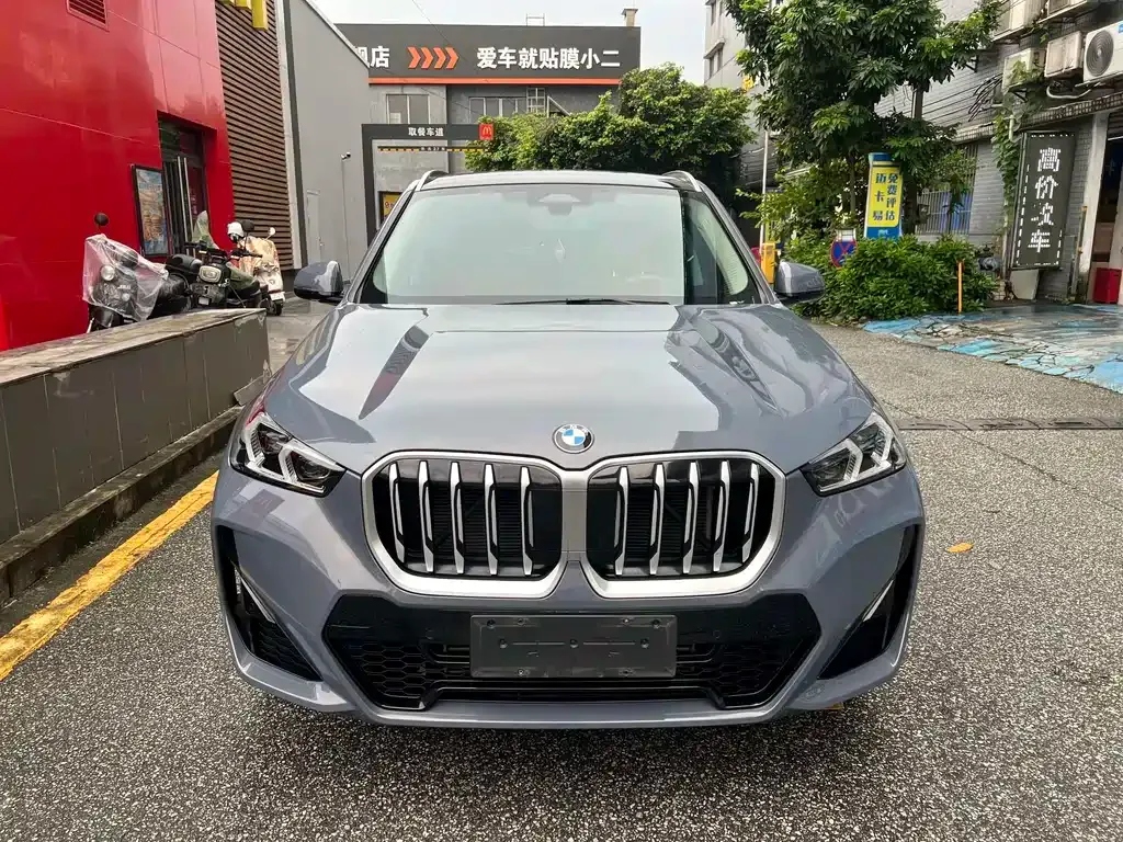 BMW X1 — фото 9