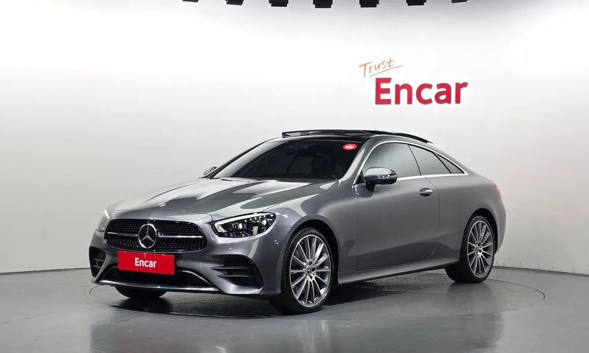 Mercedes-Benz E-Class — фото 1