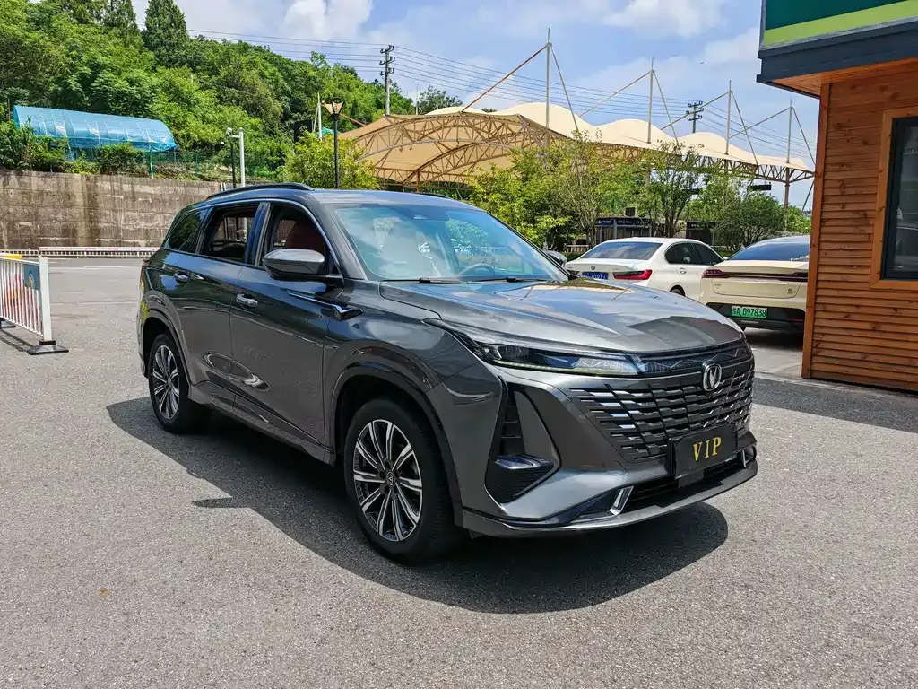 Changan CS75 PLUS — фото 8