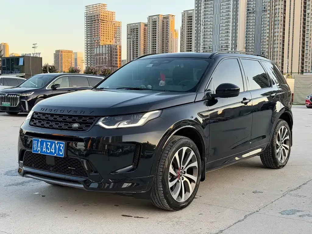 Land Rover Discovery Sport — фото 1