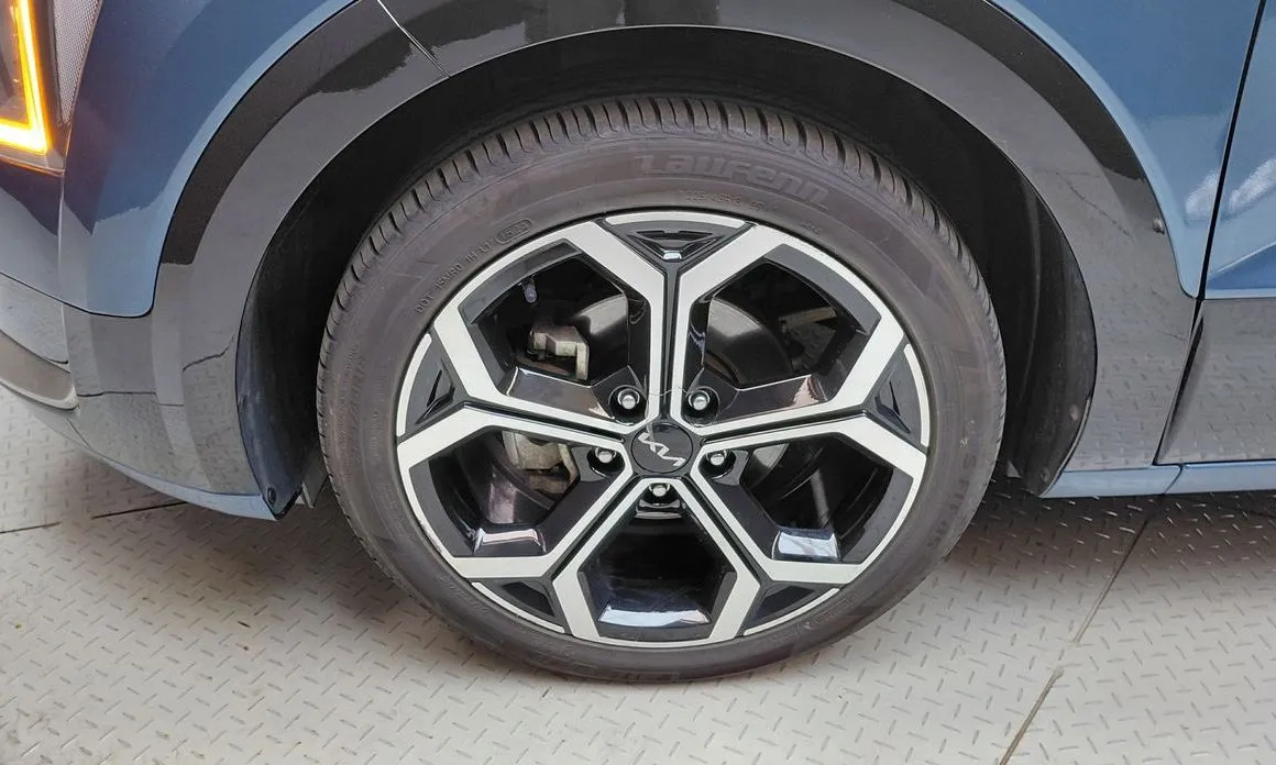 Kia Niro — фото 10
