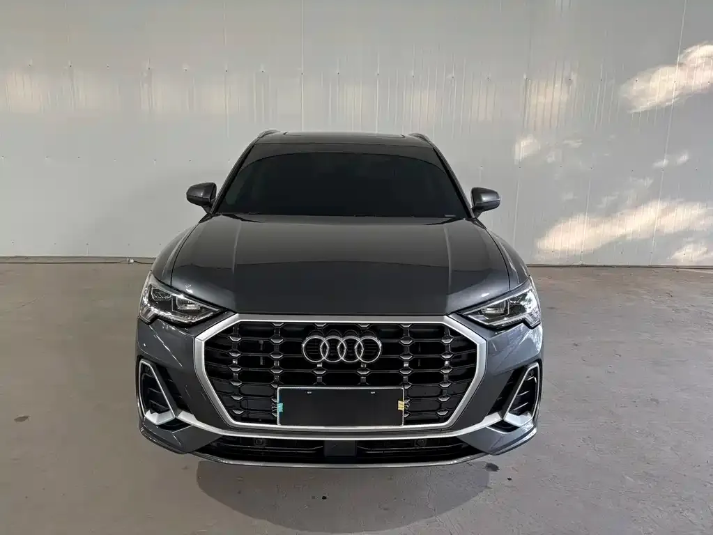 Audi Q3 — фото 8