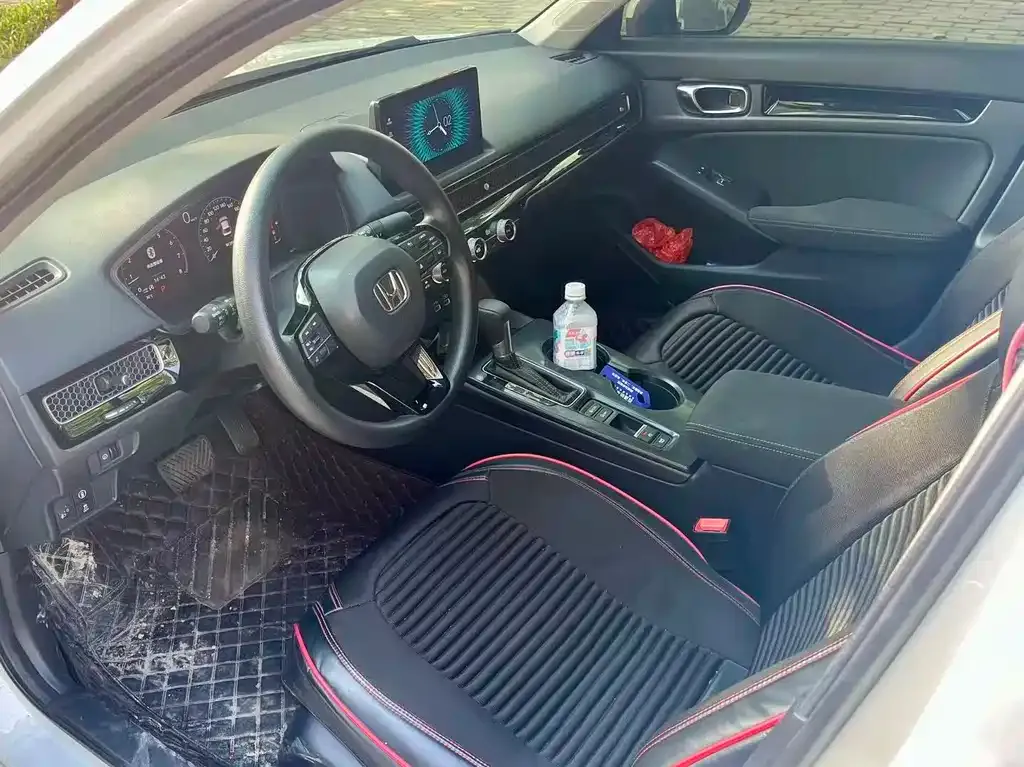 Honda Civic — фото 8