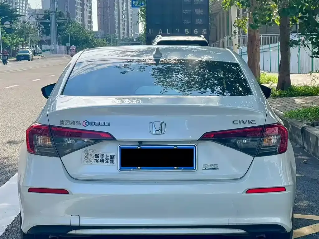 Honda Civic — фото 2