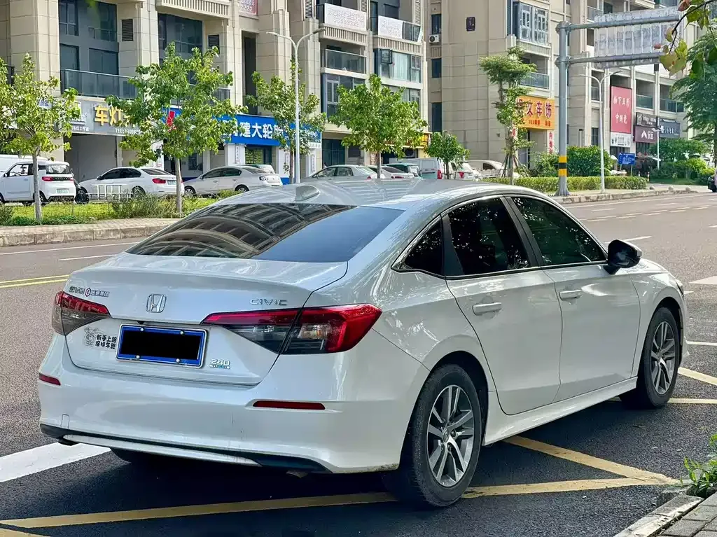 Honda Civic — фото 3