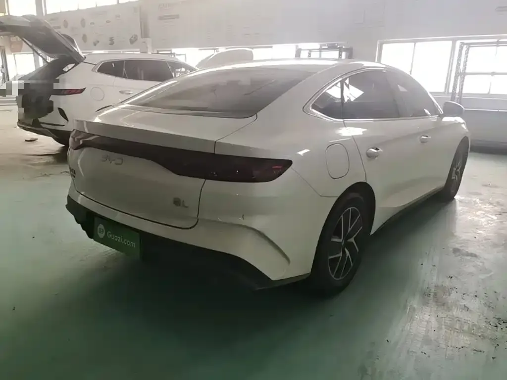 BYD Qin L — фото 2