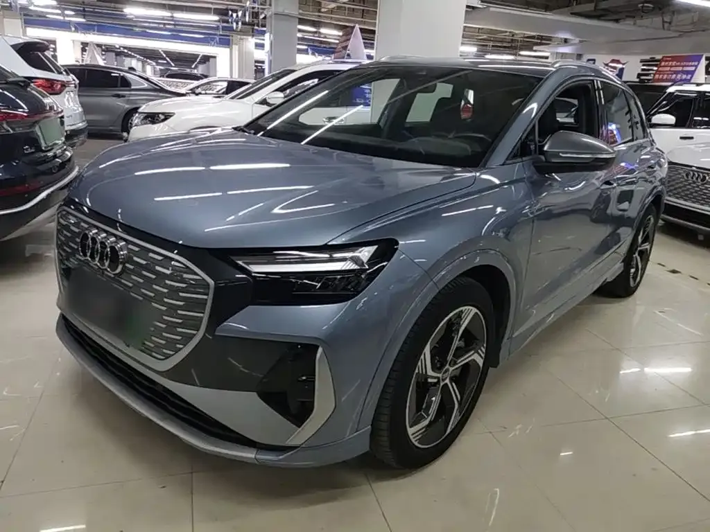 Audi Q4 e-tron — фото 4