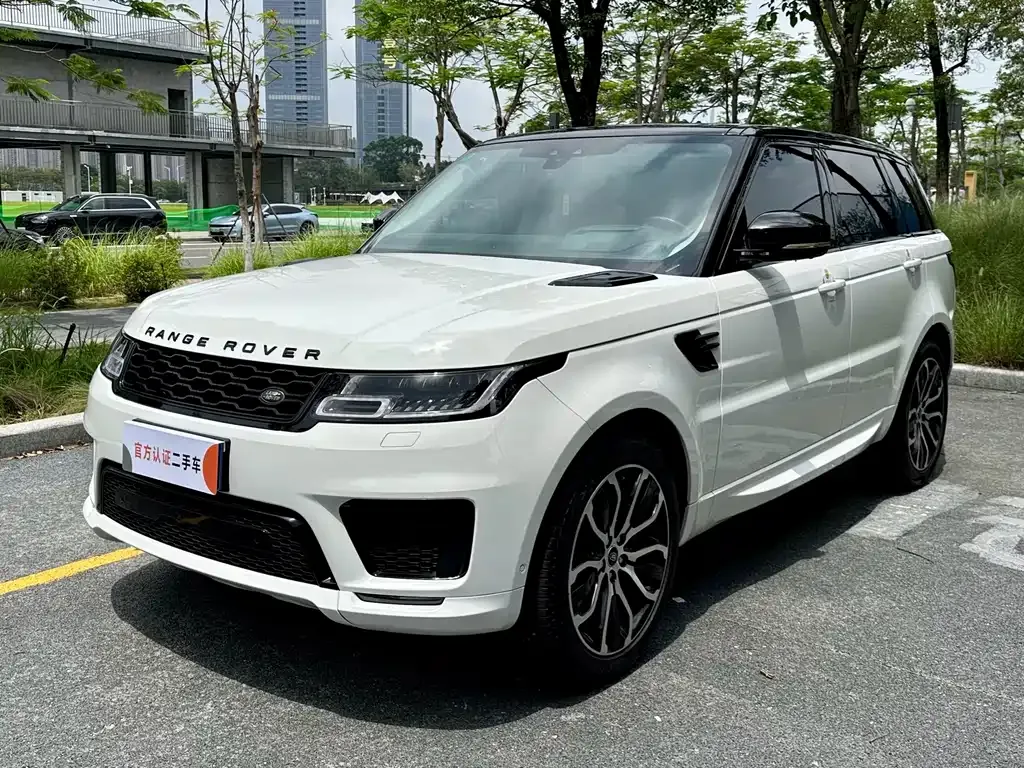 Land Rover Sport — фото 1