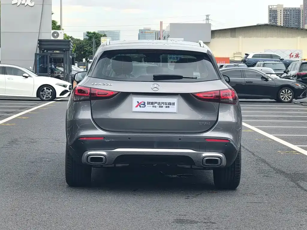 Mercedes-Benz GLA — фото 8