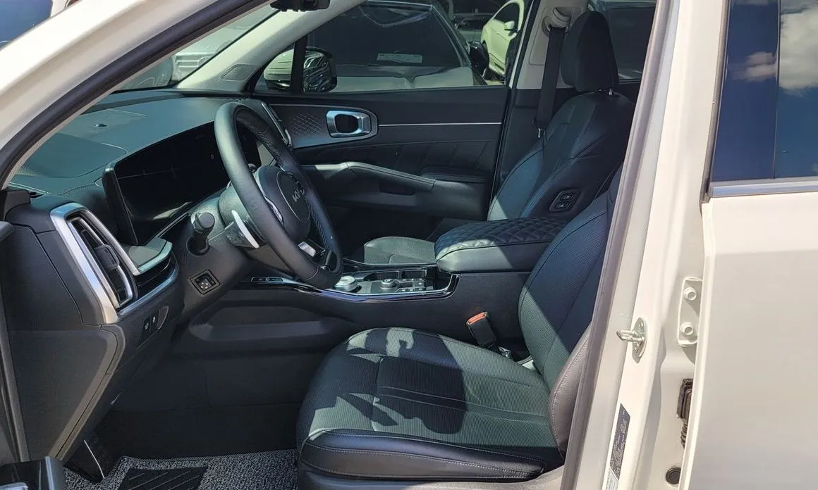 Kia Sorento — фото 4