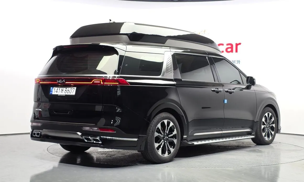 Kia Carnival — фото 10