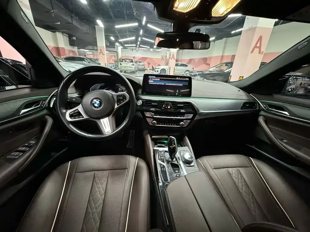 BMW 5 Series New Energy — фото 3