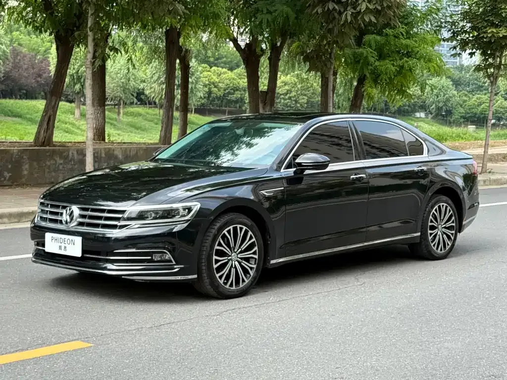 Volkswagen Phideon — фото 1