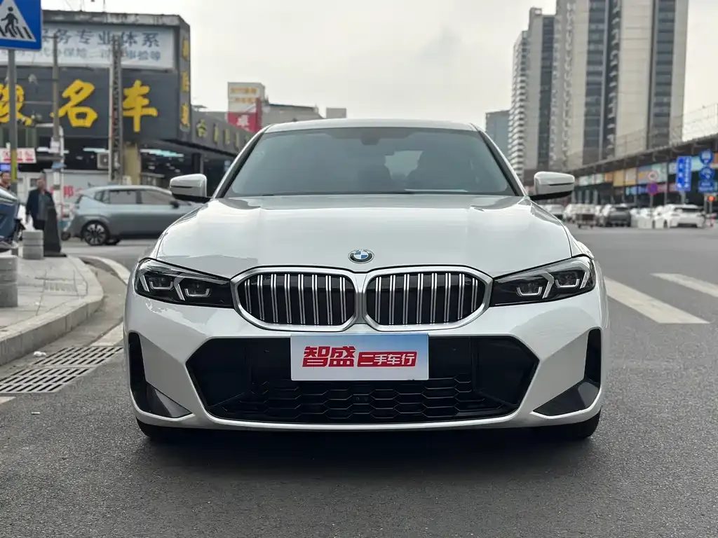 BMW 3 Series — фото 1