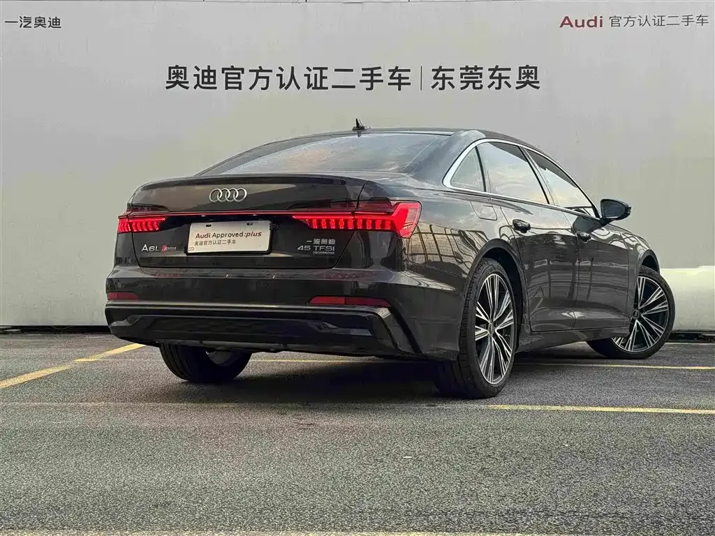Audi A6L — фото 8