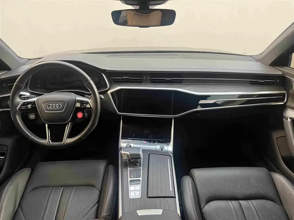 Audi A6L — фото 2