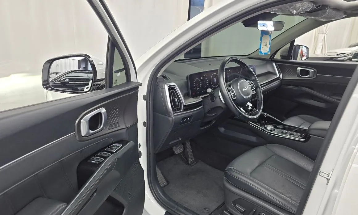 Kia Sorento — фото 6