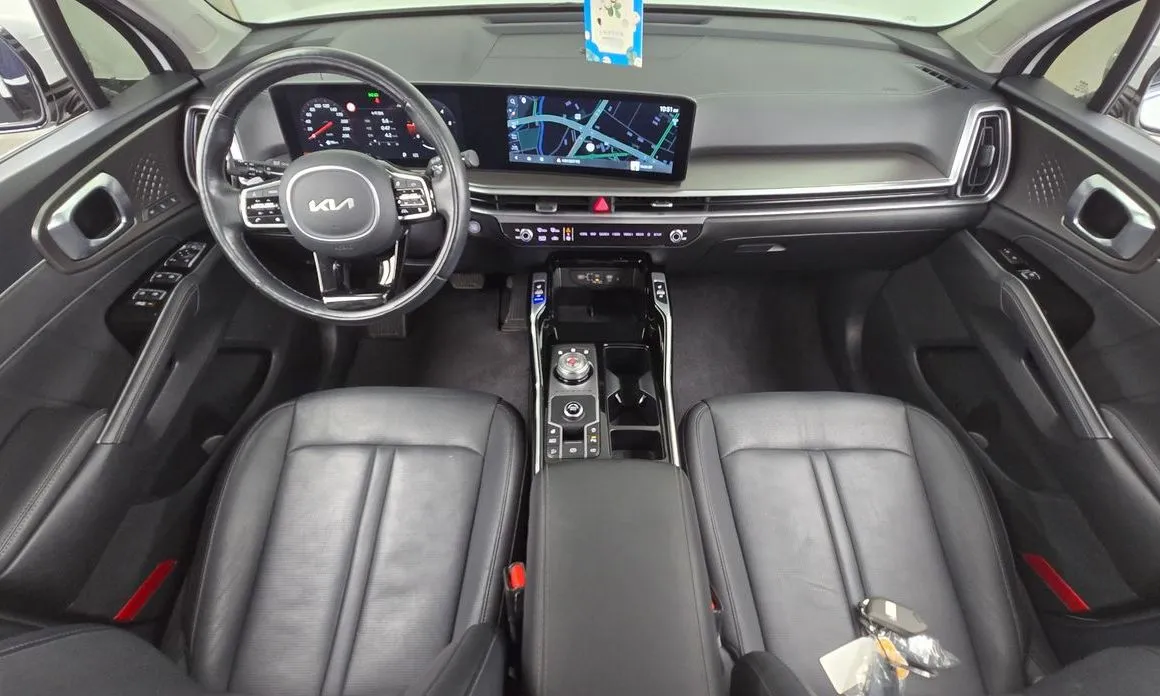 Kia Sorento — фото 9