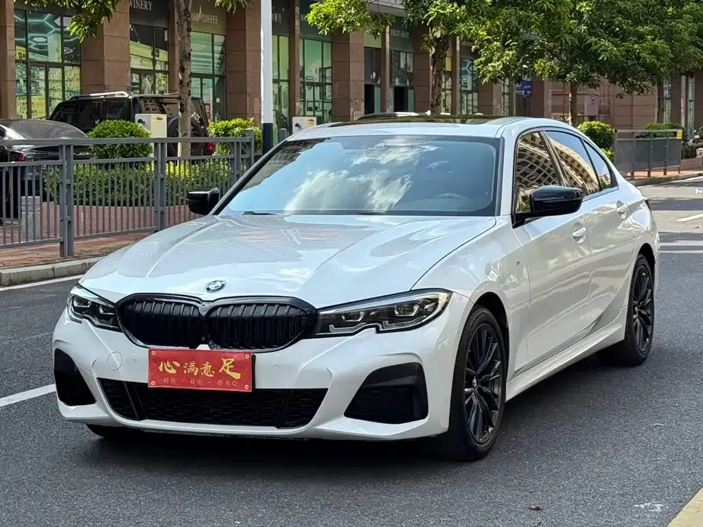 BMW 3 Series — фото 1