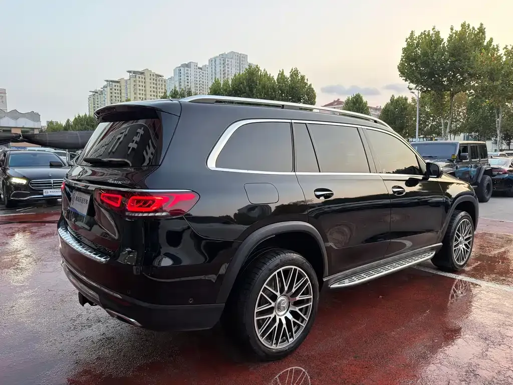 Mercedes-Benz GLS — фото 5