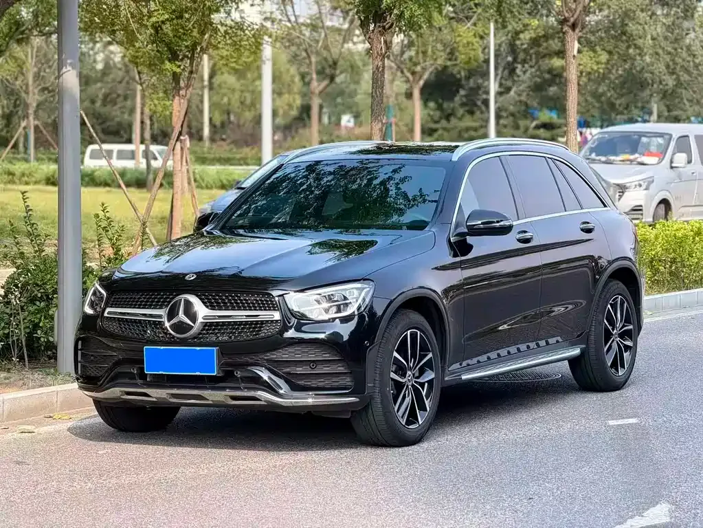 Mercedes-Benz GLC — фото 1