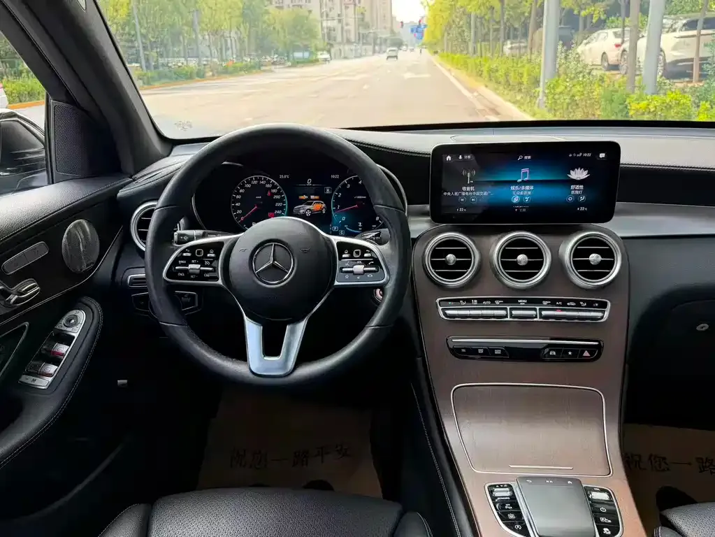Mercedes-Benz GLC — фото 3