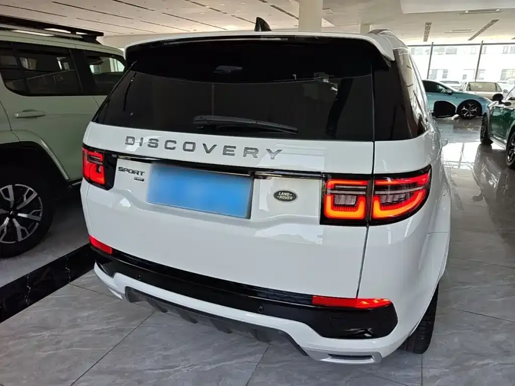 Land Rover Discovery Sport — фото 2