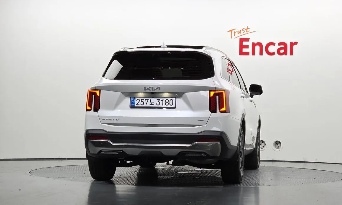 Kia Sorento — фото 4