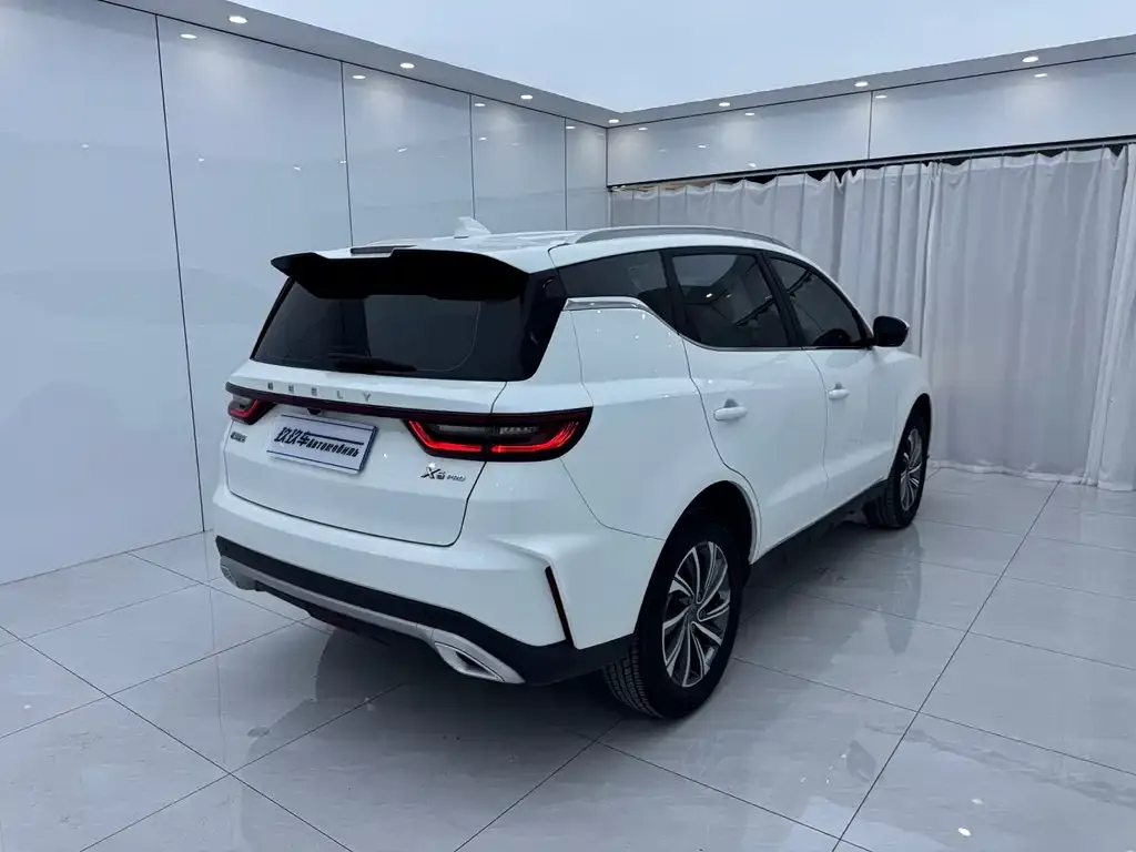 Geely Vision X6 — фото 8