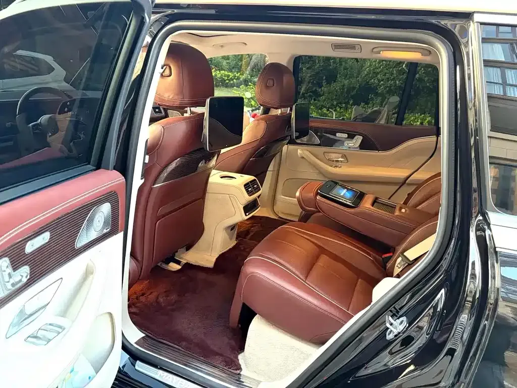 Mercedes-Benz GLS — фото 4