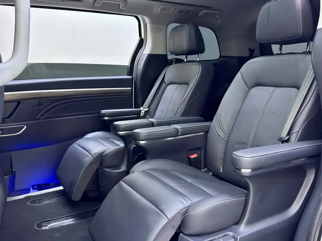 GAC Motor Trumpchi M8 — фото 2