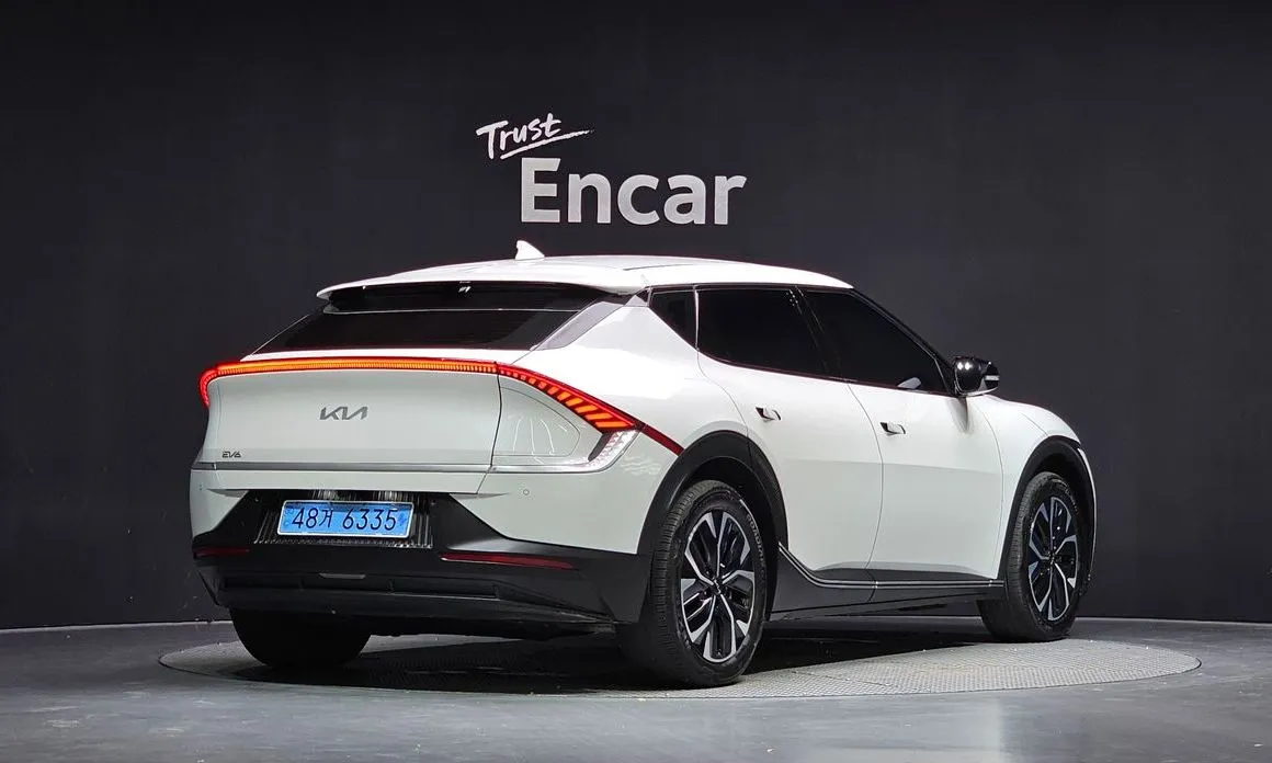 Kia EV6 — фото 6