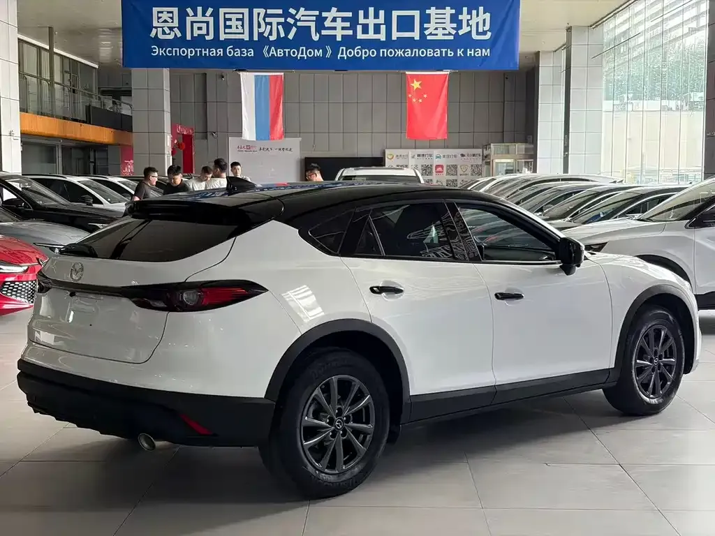 Mazda CX-4 — фото 9