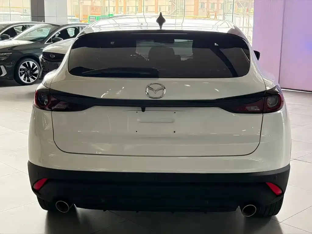 Mazda CX-4 — фото 10
