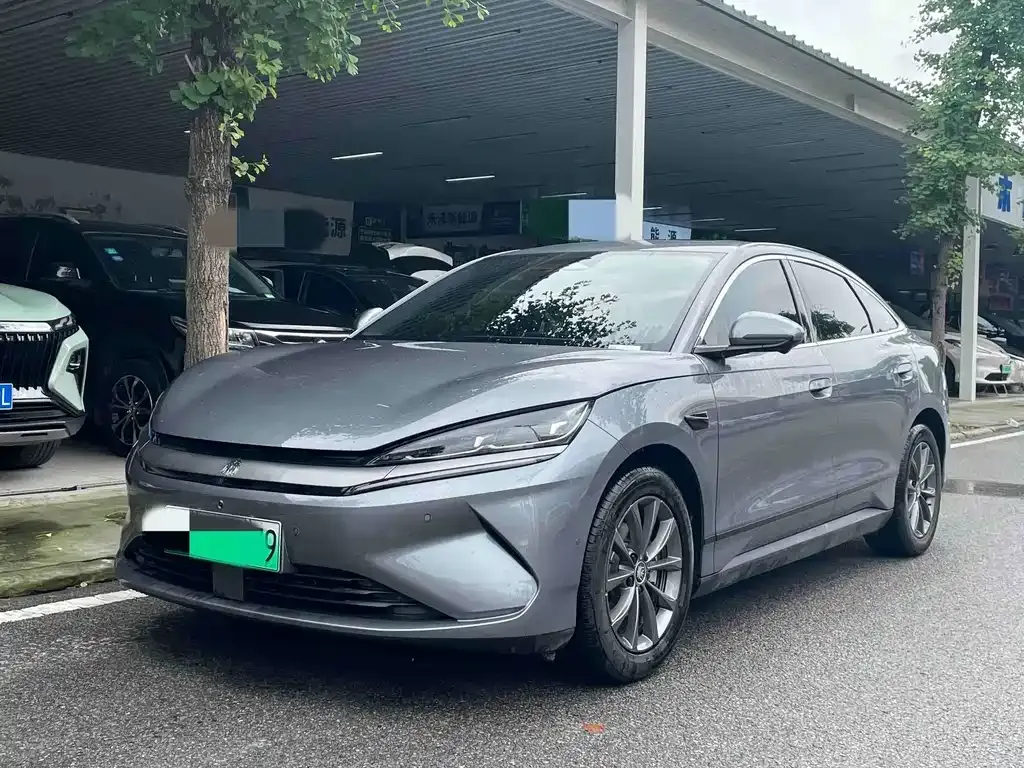 BYD Qin L — фото 1