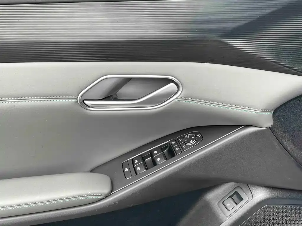 BYD Qin L — фото 6