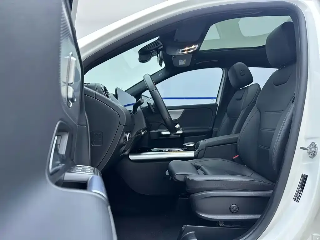 Mercedes-Benz GLA — фото 9