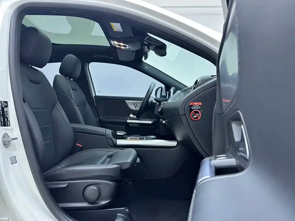 Mercedes-Benz GLA — фото 6