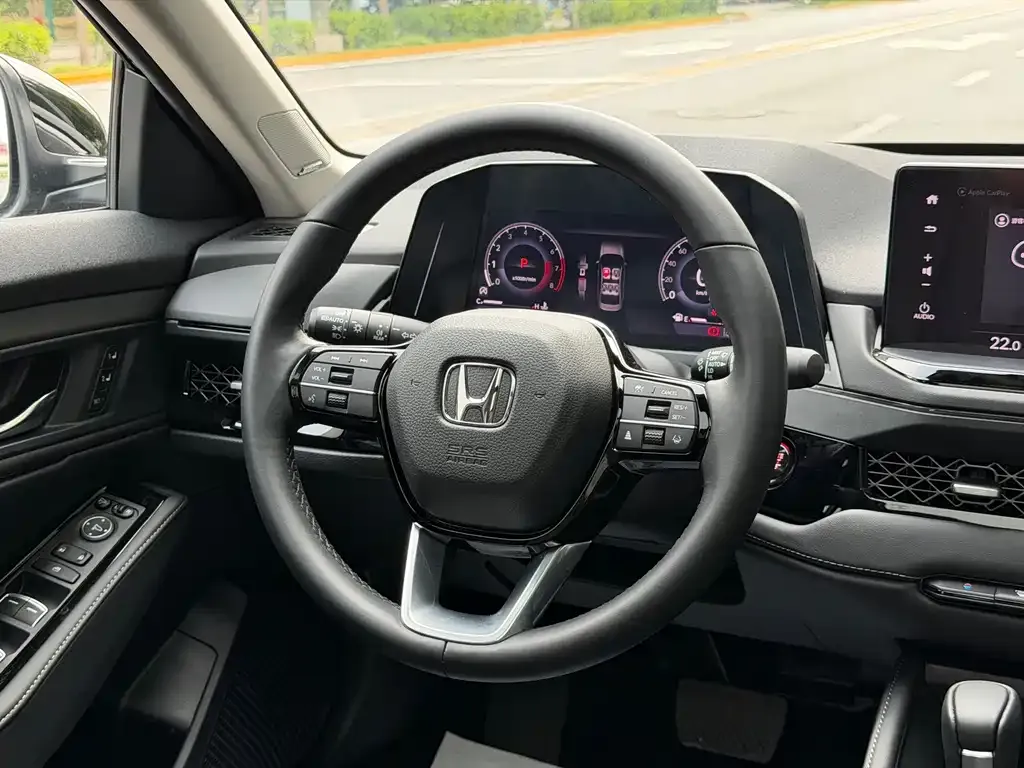 Honda Accord — фото 3