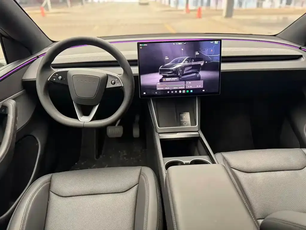 Tesla Model Y — фото 7