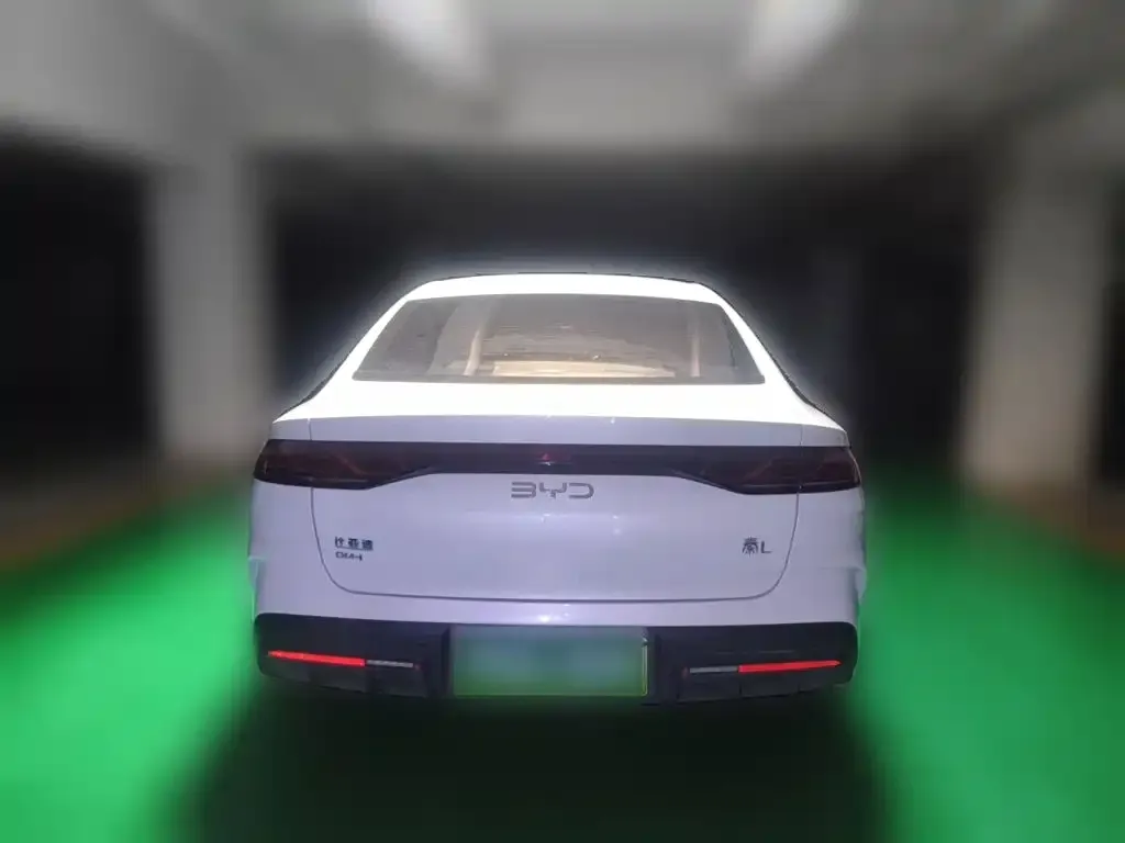 BYD Qin L — фото 2