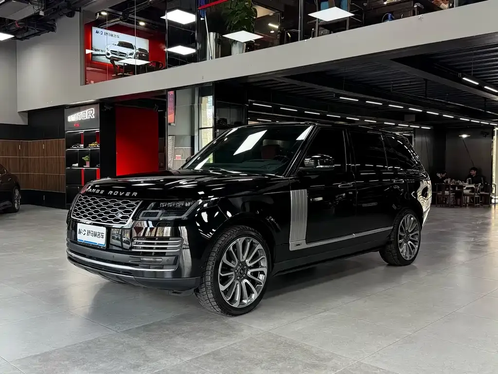 Land Rover Range Rover — фото 1