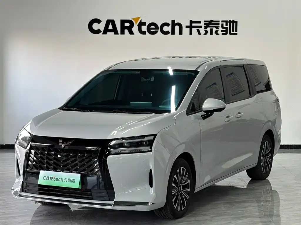 Wuling Xingguang 730 New Energy — фото 1