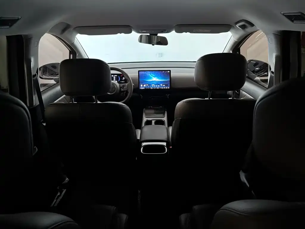 Wuling Xingguang 730 New Energy — фото 3