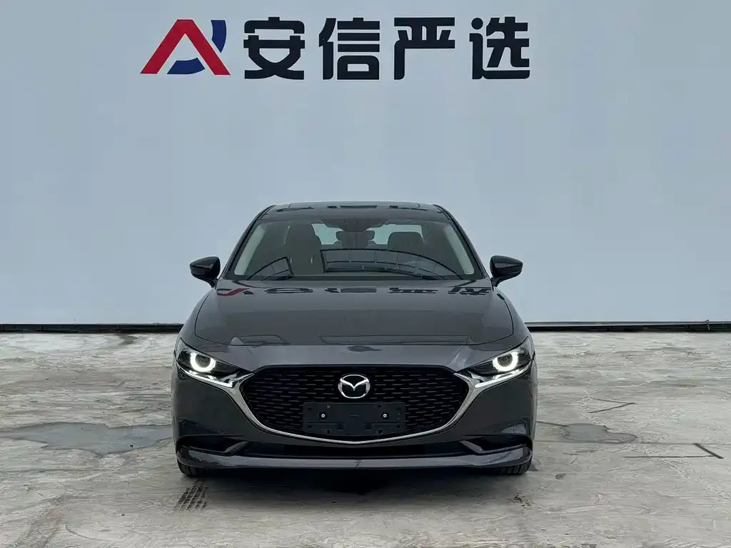 Mazda 3 Axela — фото 8