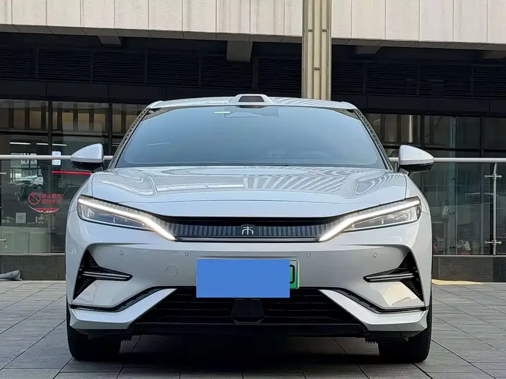 BYD L EV — фото 2