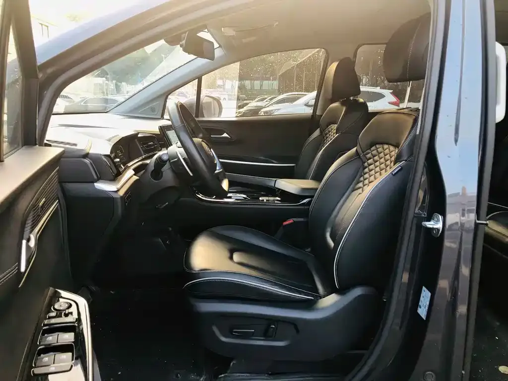 Hyundai Custo — фото 4
